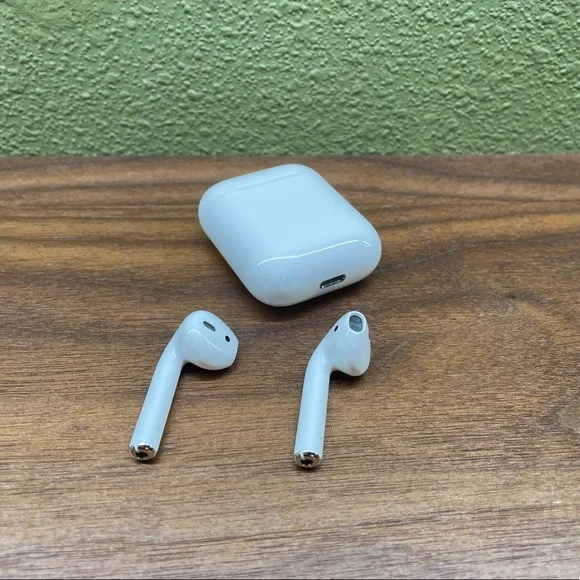 Apple AirPods